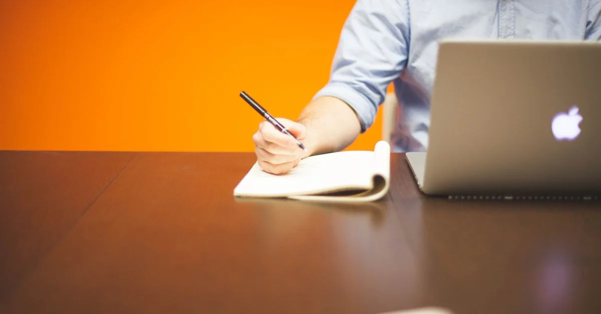 L'absence de titre sur le CV : l'opportunité manquée que tout le monde néglige
