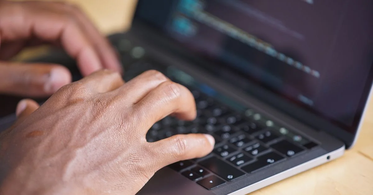 CV et présence en ligne : le grand écart qui inquiète les recruteurs